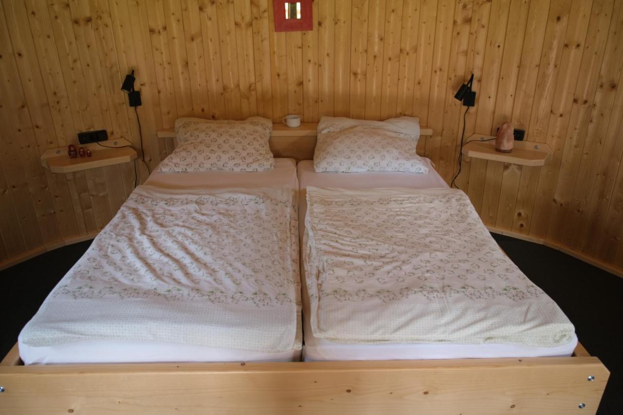 Holzjurten By Julka - Self Checkin Villa Finkenstein am Faaker See Eksteriør bilde